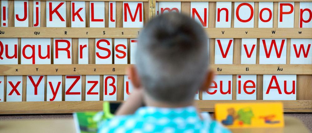 Manche fragen lieber nach der Gesinnung statt nach Lösungen - leider auch in der Debatte über Erstklässler ohne deutsche Sprachkenntnisse.
