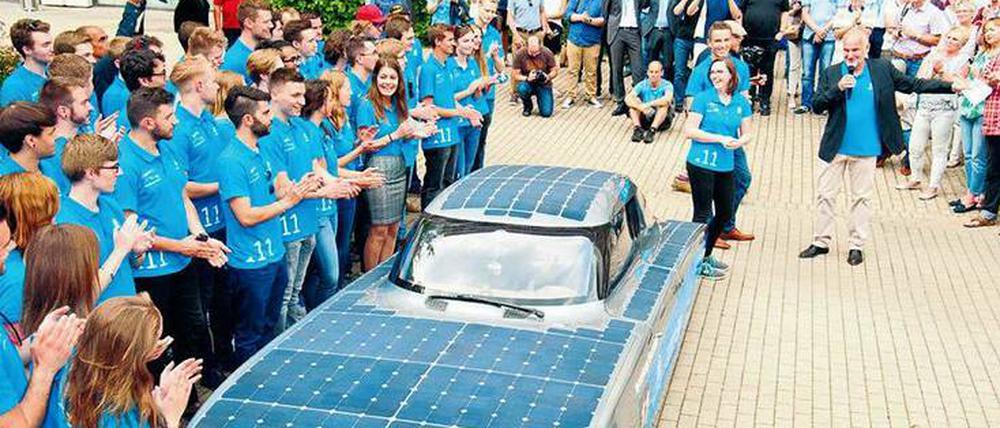 Ein Solar-Auto, das an der Hochschule in Kooperation mit Thyssen Krupp.