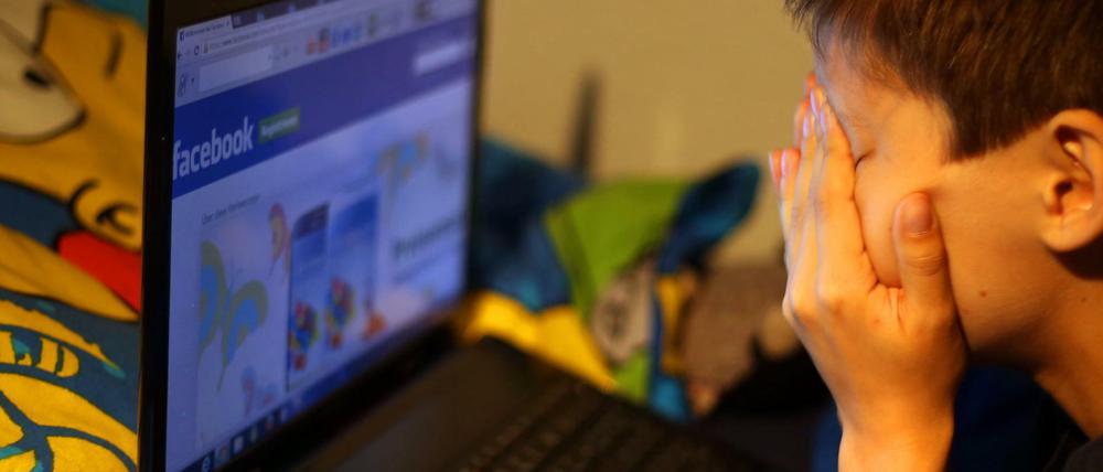 Zeitlich und räumlich unbegrenzt: Cybermobbing ist vor allem unter Kindern und Jugendlichen ein großes Thema.