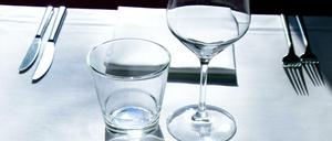 Allein im Restaurant.