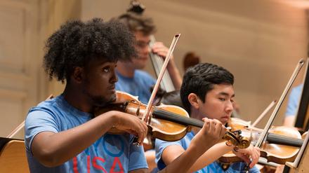 Das National Youth Orchestra of the USA im Berliner Konzerthaus.