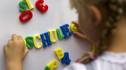 Schulreif oder nicht? Diese Frage kann zurzeit nicht in Berlin beantwortet werden: Die Gesundheitsämtern haben anderes zu tun. 