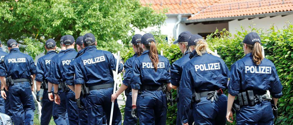 Polizeieinsatz nach dem Mord an Walter Lübcke in Wolfhagen bei Kassel.