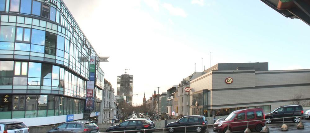Auch mit einer Mietpreisbremse dürften wohl die große Ketten das Bild der Einkaufsstraßen in Deutschland bestimmen. 