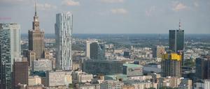 Die Skyline von Warschau: Vor zehn Jahren noch machte kein Büroturm dem "Kulturpalast" aus der Stalin-Ära (im Bild links oben) Konkurrenz.