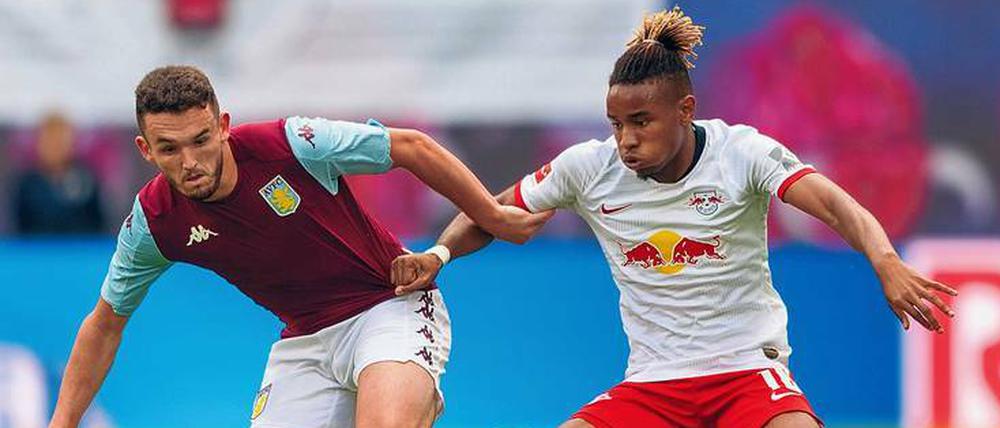 Wer kennt ihn noch nicht? Christopher Nkunku (rechts) kam aus Paris nach Leipzig.