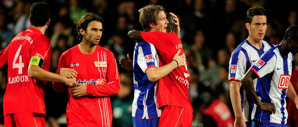 Altes Derby, neu erzählt. Am 10. Spieltag der neuen Saison treffen die beiden Klubs, wie hier 2010, aufeinander- diesmal als Bundesligisten.