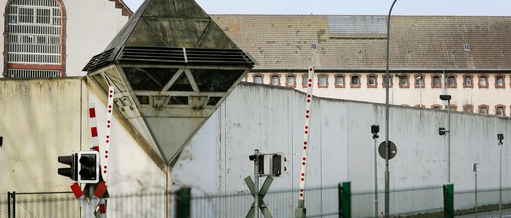 Die Justizvollzugsanstalt Bochum. Ein Häftling ist am Donnerstagabend aus diesem Gefängnis geflohen.