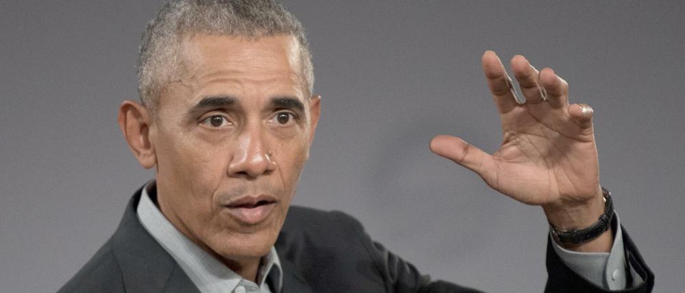 So einen Stapel Bücher. Jeden Sommer gibt Barack Obama seine Leseliste bekannt.