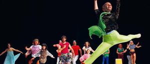 Total lokal. Jérôme Bel studiert seine Arbeiten (hier „Gala“) mit Darstellern vor Ort ein, anstatt das Team einzufliegen. 