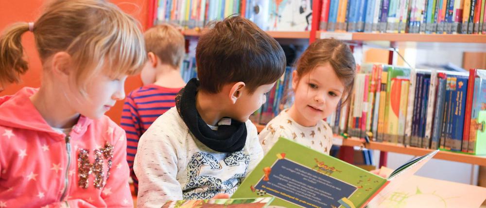 Lesende Kinder - gibt es immer noch viele!