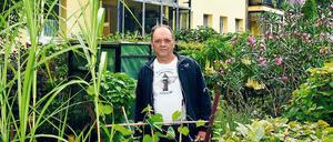 Peter Streich wohnt zusammen mit seiner Frau in der Scharnhorstsiedlung in Elstal und arbeitet als Wagenmeister bei der Deutschen Bahn in Ruhleben.