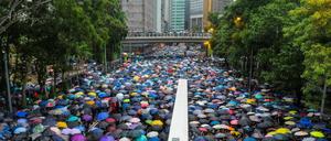 Beinahe 2 Millionen Menschen demonstrierten am 18. August in Hongkong. Dieses Mal blieb alles friedlich.