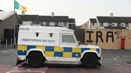 Polizeifahrzeug in Londonderry
