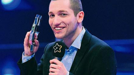 Der Youtuber Rezo hat Zeitung gelesen, nicht mit großem Vergnügen. Foto: dpa