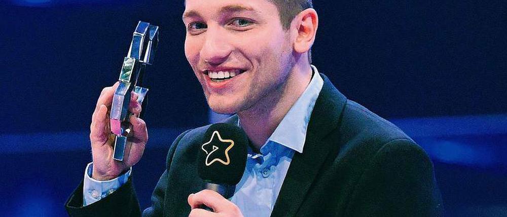 Der Youtuber Rezo hat Zeitung gelesen, nicht mit großem Vergnügen. Foto: dpa