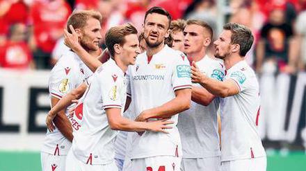 Fixpunkt. An Christian Gentner (Mitte) sollen sich in dieser Saison die Spieler des 1. FC Union orientieren.