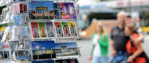 Immer seltener werden Postkarten aus dem Urlaub geschrieben.