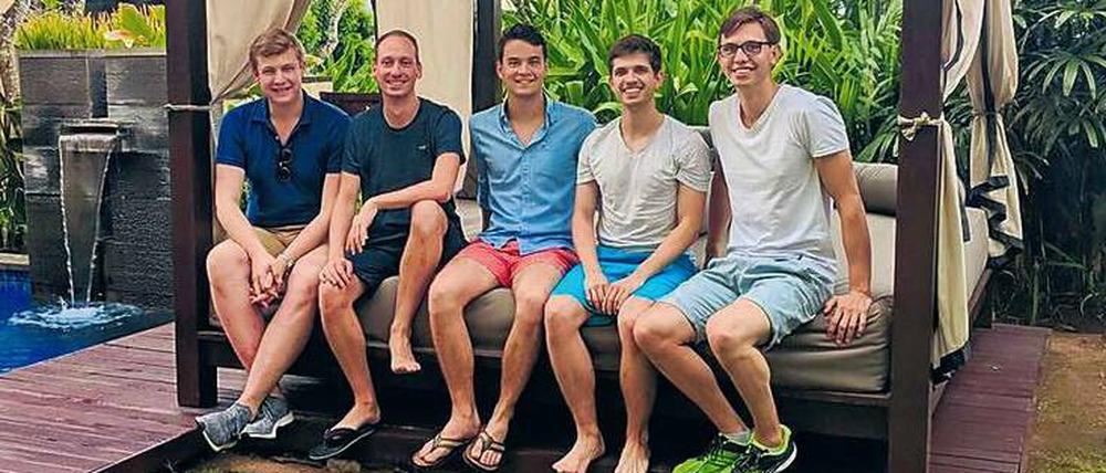 Das Gründerteam: Severin Gerstenkorn, 20, Leo Glatzel, 26, Jan Wanderer, 23, Moritz Lindner, 25, und Moritz Stoldt, 22 (v.l.n.r.)