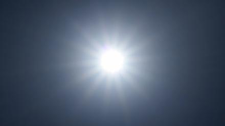 Strahlend schön: Sommer, Sonne, See - und vielleicht auch ein Café mit Steg?