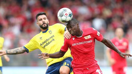 Anthony Ujah (rechts) ist der teuerste Neuzugang in Unions Vereinsgeschichte. 
