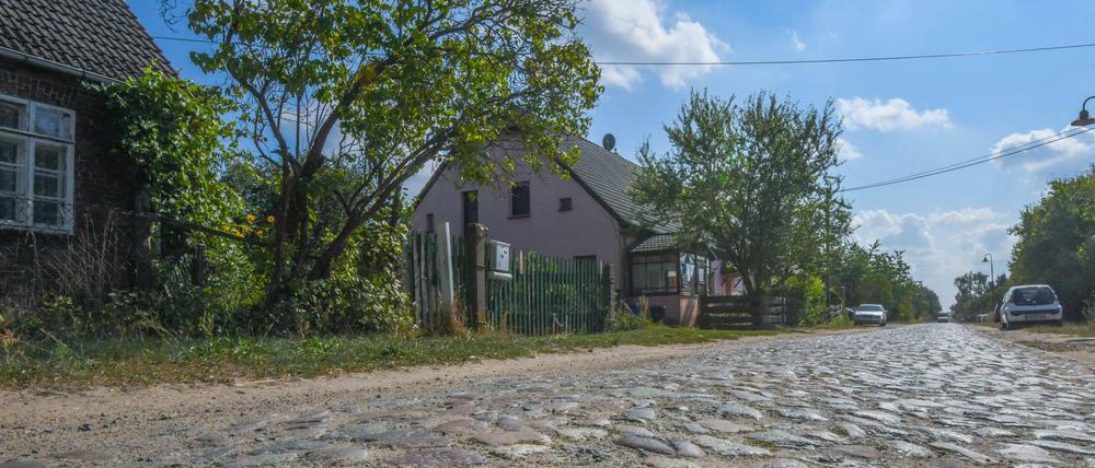 Idyllisch, aber abgehängt. Dorfansicht in Brandenburg.