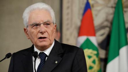 Sergio Mattarella, Präsident von Italien, spricht mit der Presse im Quirinalspalast.