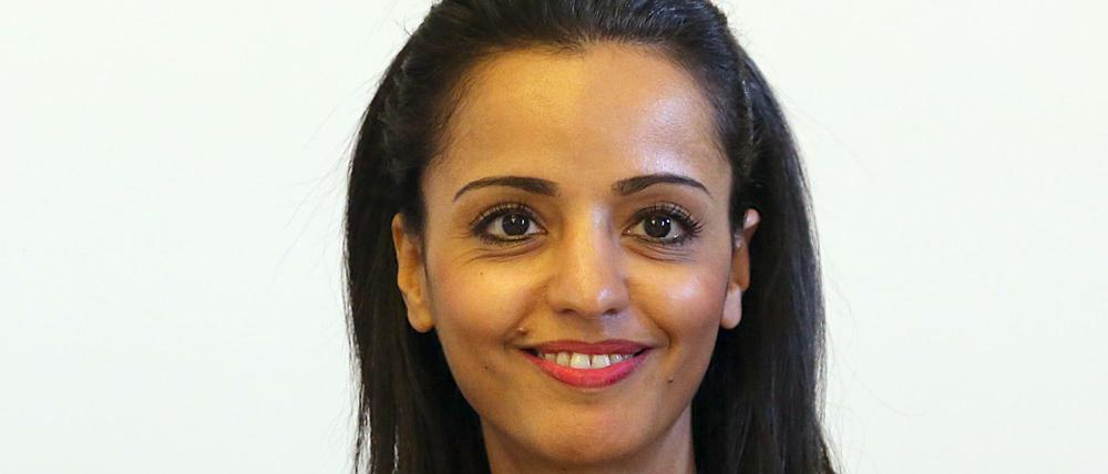 Die Berliner Staatssekretärin Sawsan Chebli spricht 2017 im Roten Rathaus in Berlin.
