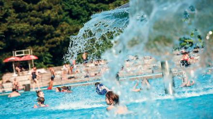 Das Freibad-Wetter kehrt noch einmal zurück nach Berlin.