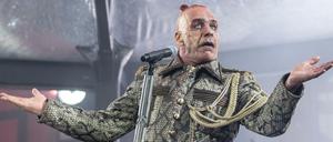 Till Lindemann, Frontsänger der deutschen Rockband Rammstein. 