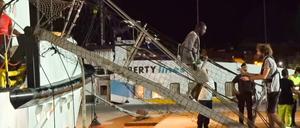 Die „Open Arms“ im Hafen von Lampedusa