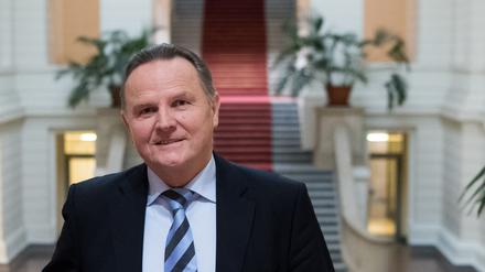 Kurz nach Bekanntwerden der Kündigung des Nutzungsvertrages erklärte AfD-Landeschef Georg Pazderski, dagegen klagen zu wollen. 