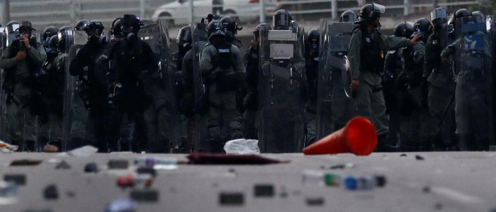 Polizisten am Samstag in Hongkong