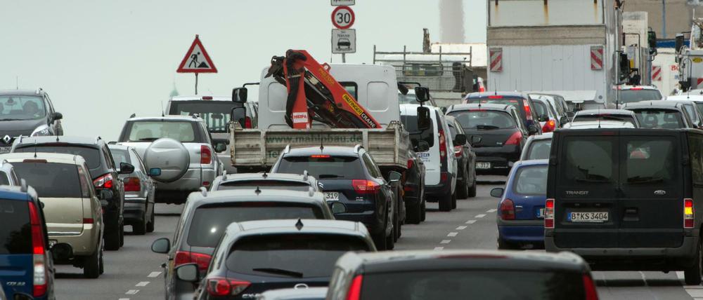 Der Analyse zufolge ist der Straßenverkehr mit fast 95 Prozent beinahe für die gesamte Summe verantwortlich. 