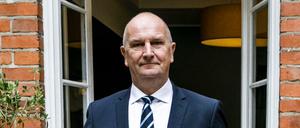 Die knappe Mehrheit der Brandenburger ist laut Umfrage mit Ministerpräsident Dietmar Woidke (SPD) zufrieden. 