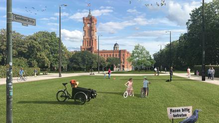 Grün vor Rot: So stellt sich die Initiative Offene Mitte Berlin den Grünzug vor dem Roten Rathaus vor.
