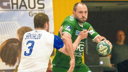 Wer will es mehr? Füchse-Zugang Michael Müller ist vielleicht nicht der beste Handballer, dafür zeichnet ihn sein Einsatz und seine Kampfstärke aus – zwei Punkte, in denen die Berliner in der vergangenen Saison Nachholbedarf hatten. Foto: Imago