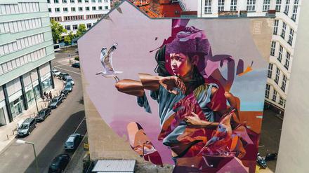 Den Hof des Tagesspiegel-Redaktionsgebäudes am Anhalter Bahnhof haben die Künstler um Telmo Miel und James Bullough gestaltet.