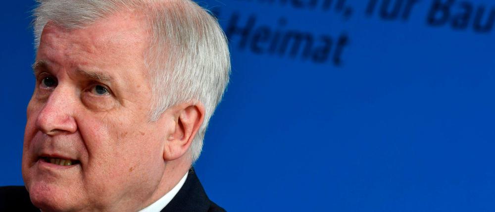 Bundesinnenminister Horst Seehofer sieht die Pläne für den Mietendeckel kritisch.