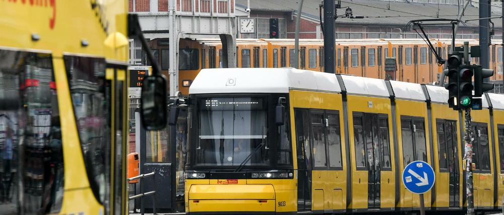 Berlins Linke-Vorsitzende wirbt für mehr Geduld bei der ökologischen Verkehrswende in der Hauptstadt. 