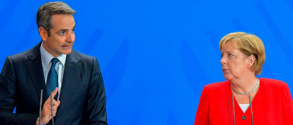 Kanzlerin Merkel und der griechische Premierminister Kyriakos Mitsotakis