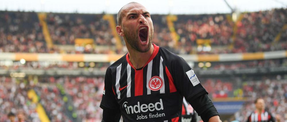 Lautstark. Frankfurts Bas Dost jubelt nach seinem Ausgleichstor zum 1:1.