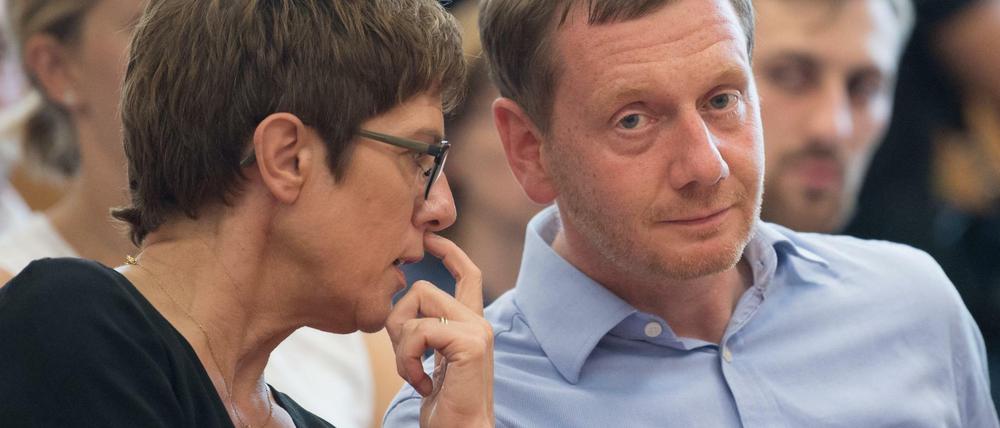Annegret Kramp-Karrenbauer und Sachsens Ministerpräsident Michael Kretschmer.