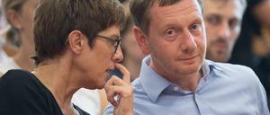 Annegret Kramp-Karrenbauer und Sachsens Ministerpräsident Michael Kretschmer.