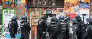Polizeieinsatz in der Rigaer Straße.