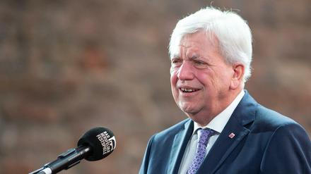 Volker Bouffier (CDU), Ministerpräsident von Hessen, spricht bei der Eröffnung der 69. Bad Hersfelder Festspiele.