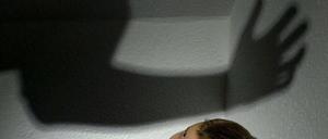 Kinder sind oft Opfer von Missbrauch.