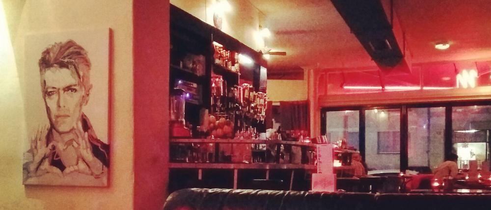 Das Café M im Winter 2018/19, von innen, mit Blick auf die Goltzstraße.
