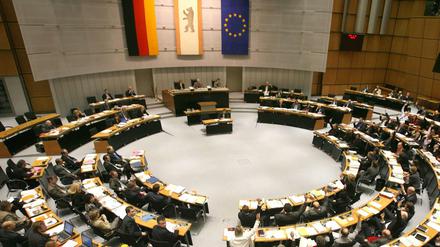 Familienfreundlich sind die Arbeitszeiten im Berliner Abgeordnetenhaus nicht. 