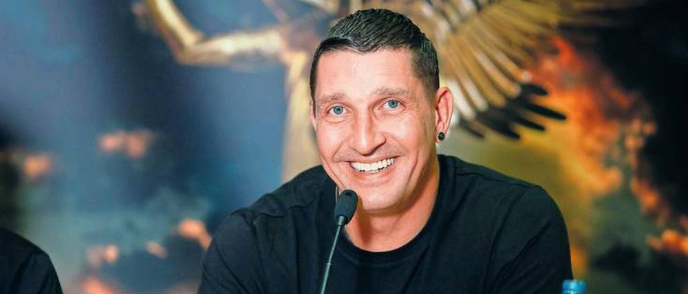 Stefan Kretzschmar, 46, wird ab 1. Januar 2020 als Sportvorstand bei den Füchsen Berlin arbeiten. Mit dem ehemaligen Weltklasse-Linksaußen wollen die Füchse einen neuerlichen Angriff auf die Spitzenklubs der Handball-Bundesliga starten. 